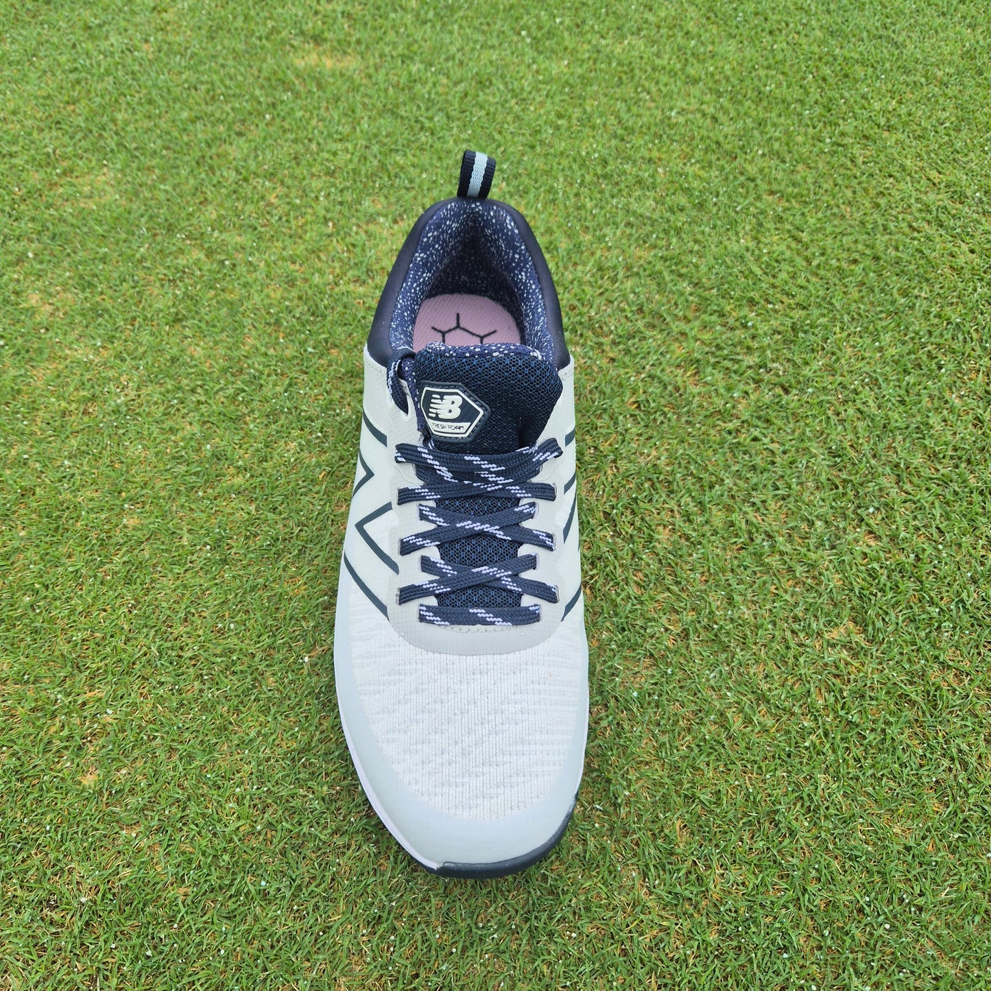 WMNS Fresh Foam Links White/Navy