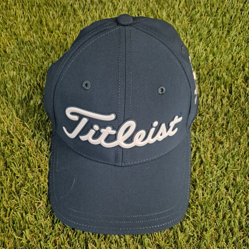 Titleist x Pin Chicken Ball Marker Navy/White