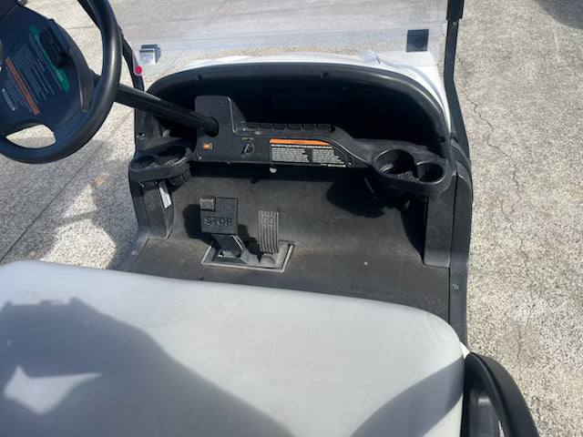 Motorised Golf Cart White